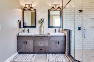 Contemporary vanity with double sinks